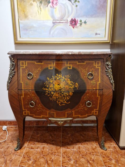 Страхотен антикварен френски скрин шкаф