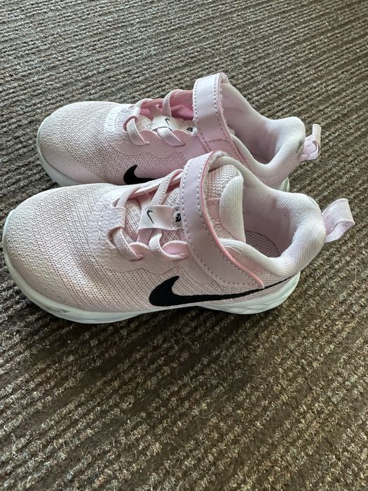 Adidasi Nike marimea25