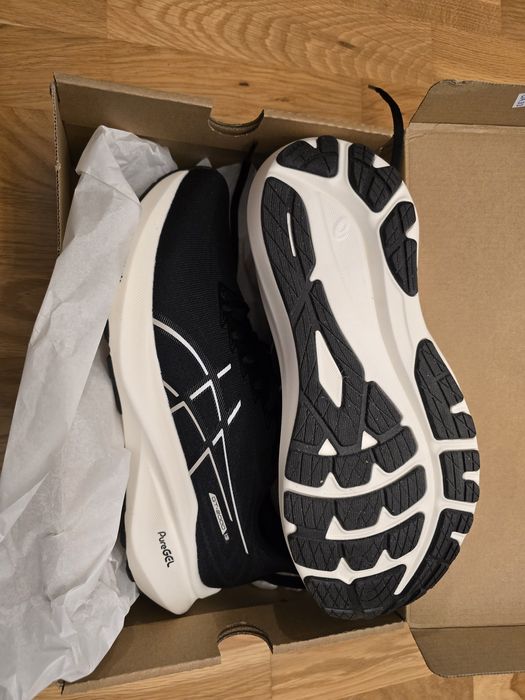 Asics GT 2000 13 marime 42.5 27 cm noi