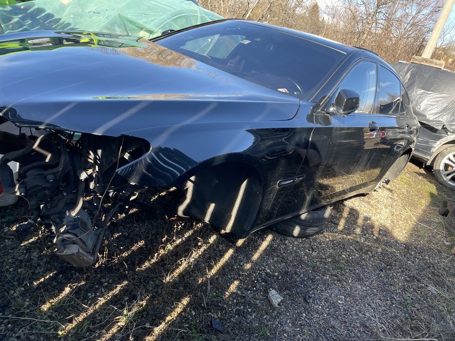 Aripa stanga fata Bmw seria 7 f01 originala