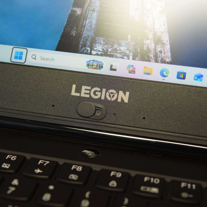 Lenovo Legion Y530-15ICH i5-8300h, 16GB RAM, 1TB HDD + 512GB SSD, RTX 1050 Ti 4GB, Negru, 12 LUNI GARANTIE