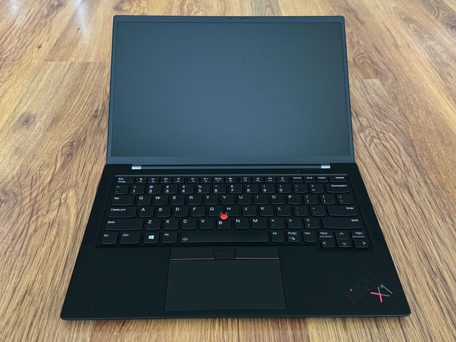 14' Full HD+ Core i7-1165G7 Lenovo ThinkPad X1 Carbon Gen 9 16GB LPDDR4X/512GB NVMe/Win 11/Бат 8ч