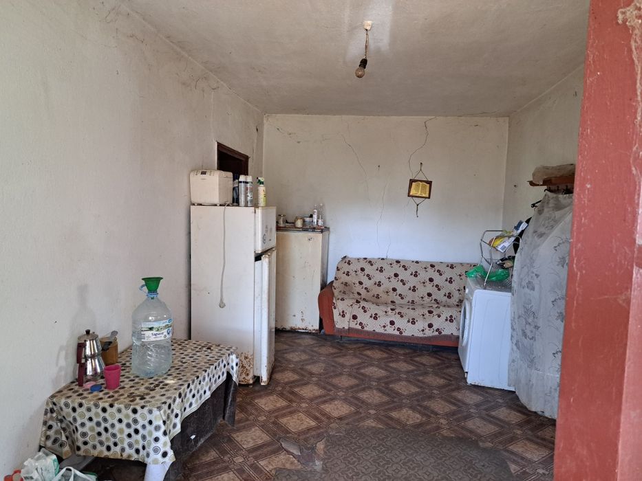 Къща в село Езерово