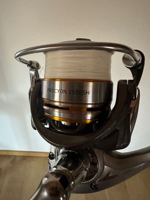 Въдица с макара,нова.