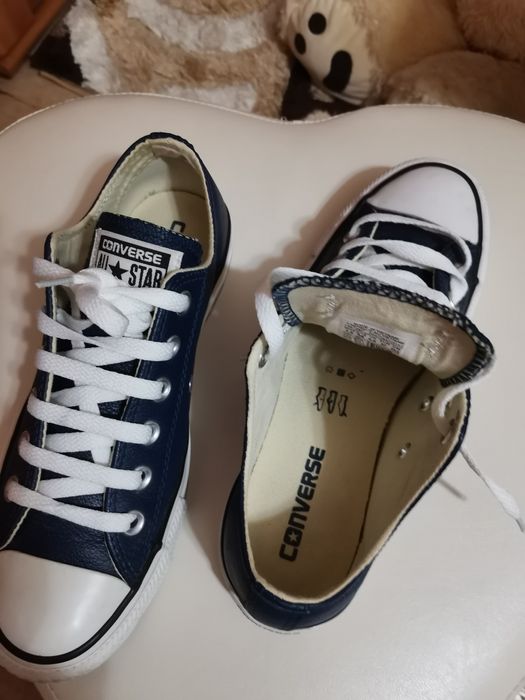 Tenisi Converse in stare excelenta