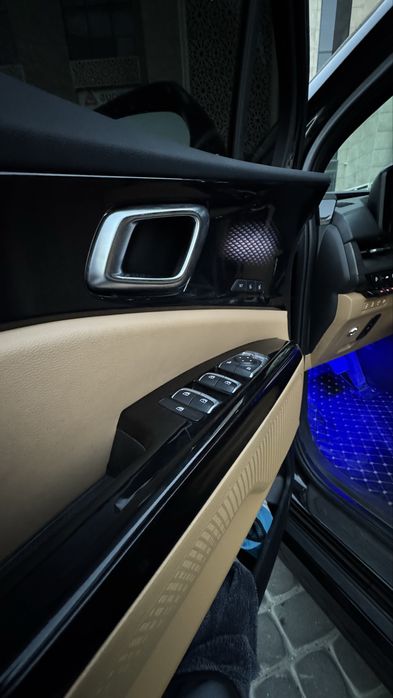 Продаётся  Kia karnival high Limousine