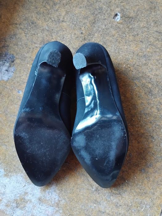 Стилни дамкки обувки