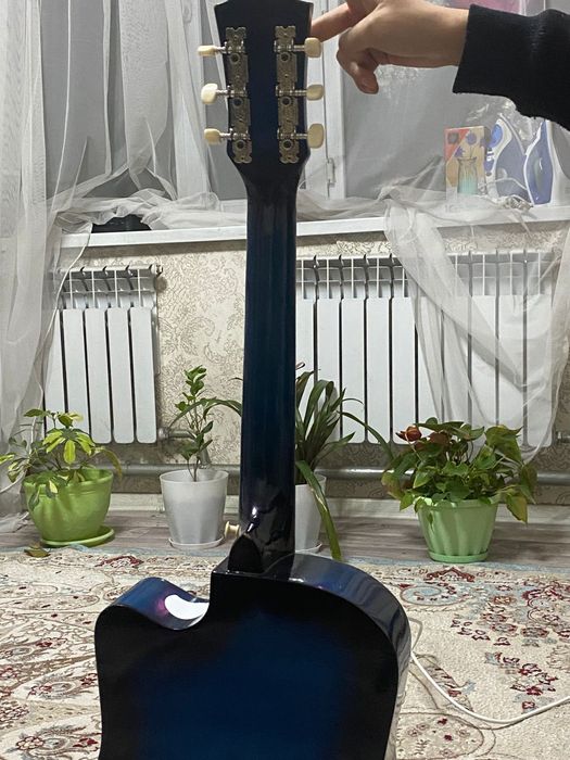 Гитара почти идеальный