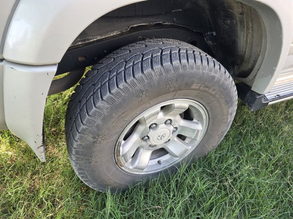 Toyota Hilux Surf 1996