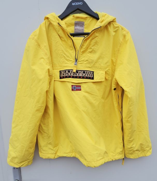 Napapijri оригинална дамска горница /яке  М размер