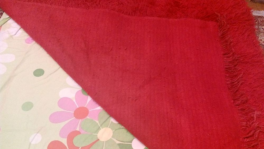 Вълнен китеник за спалня