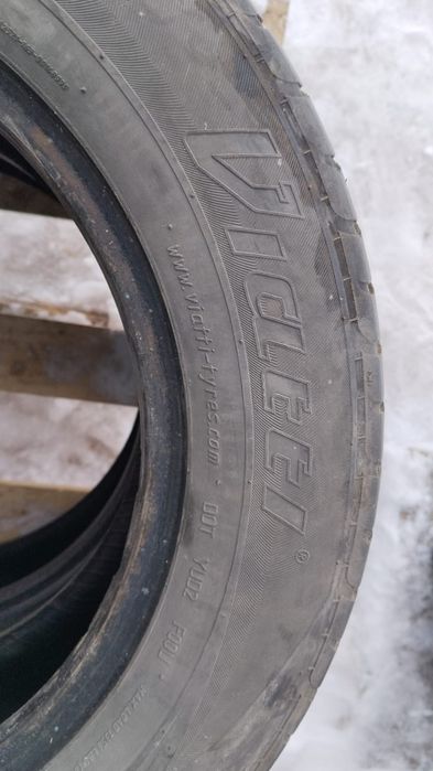 Продам резину от Ларгуса