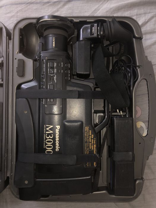 Видео камера panasonic M3000 почти в идеалном состоянии