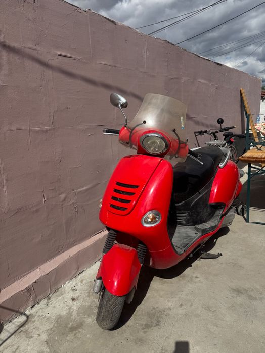 Скутер Kymco 250 Yup