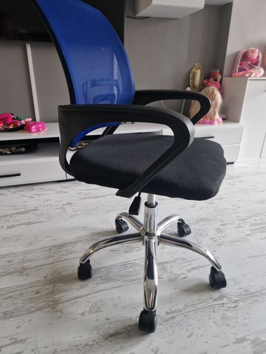 Детски стол за бюро