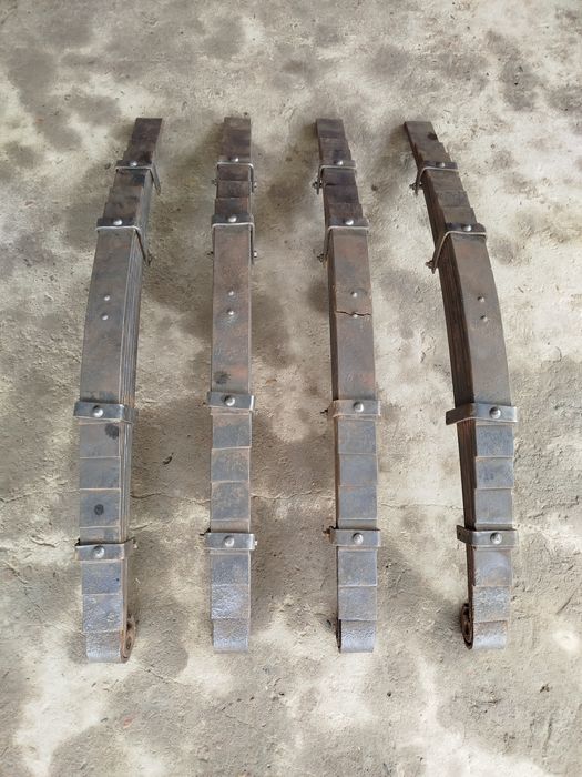 Рессор притцепга  •  Resor traktor teleshkasiniki