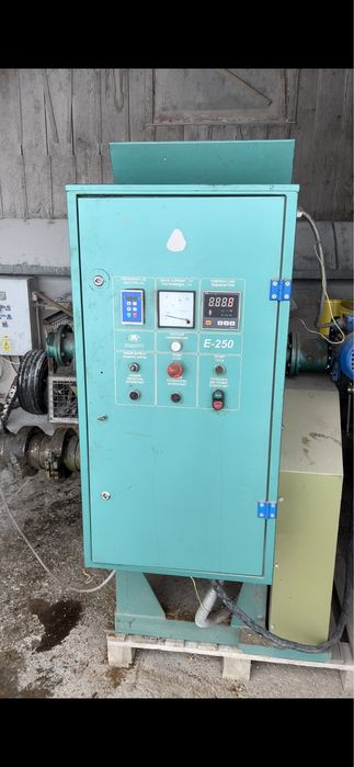 Extruder SOIA 250 kg/ora 37 KW ( full fat)