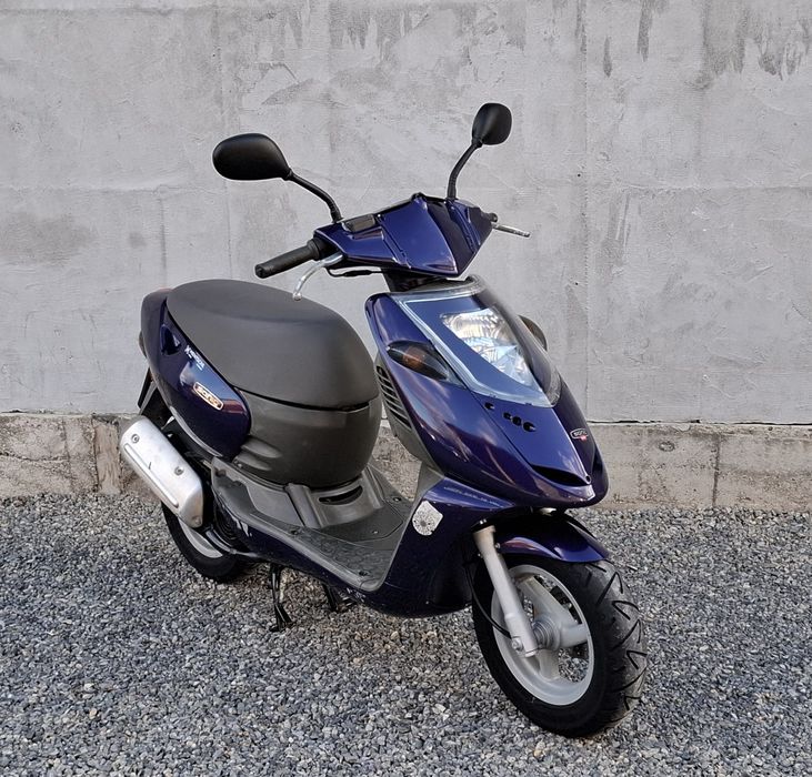 Aprilia / Sonic / an 2004 / 50 cc