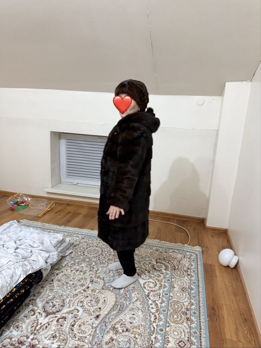 Продам норковую шубу