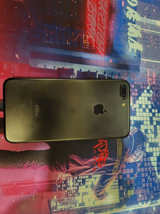 Apple iPhone 7 Plus Black, хорошее состояние