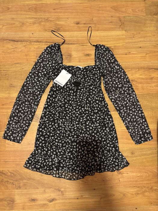 Сладурска рокля Bershka