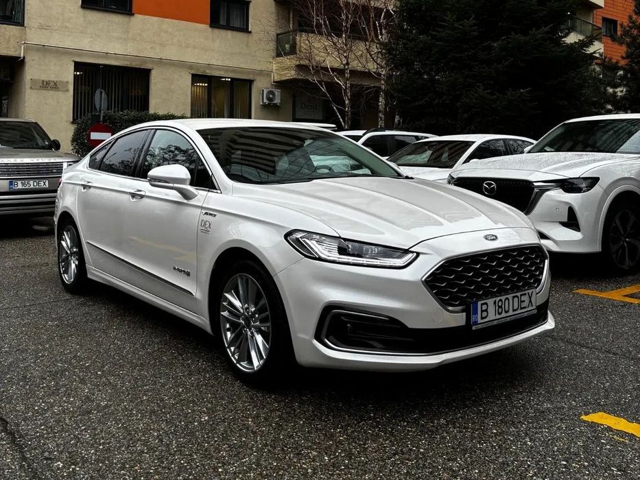 Ford Mondeo Vignale, Hybrid, Scaune ventilate, cu funcție de masaj, 2 chei