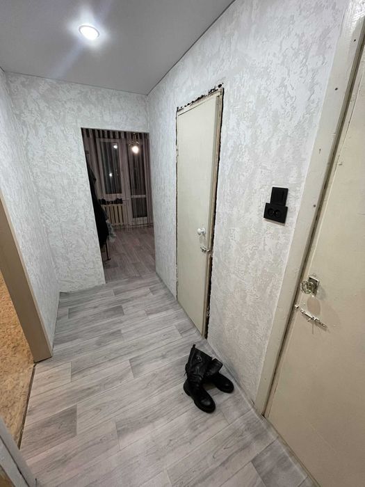 Продажа 1-комнатной квартиры, 8мкрн 2д