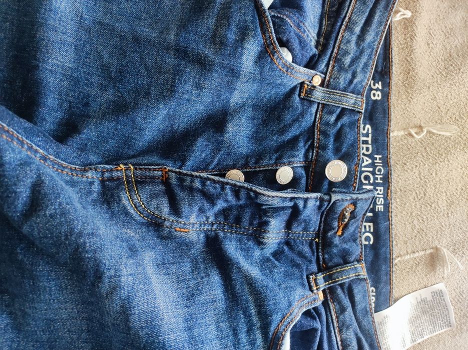 Blugi LC WJEANS și CLockHouse