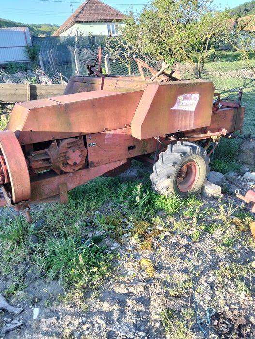 Vând balotiera bauty