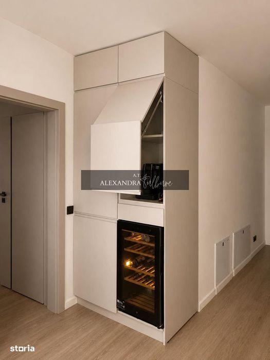 Apartament 3 camere, 2 bai, 75 mp, terasa 82 mp, garaj