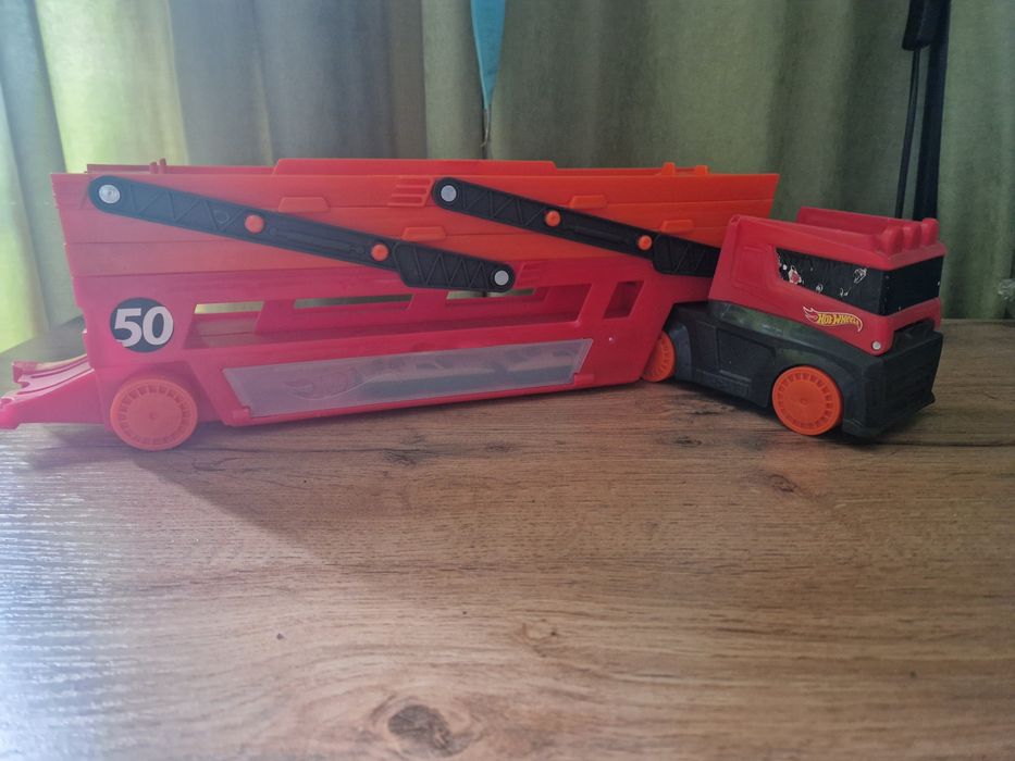 Хот вилс трэки. Hot Wheels.
