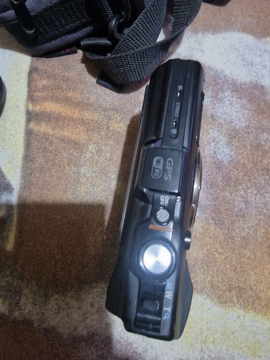 Aparat foto video Olympus Tough TG-4