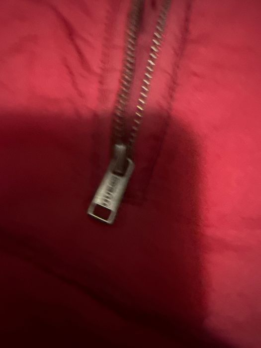 Geaca GUESS 16 ani logo pe gluga