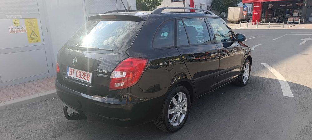SKODA Fabia 2012 — imagine 4
