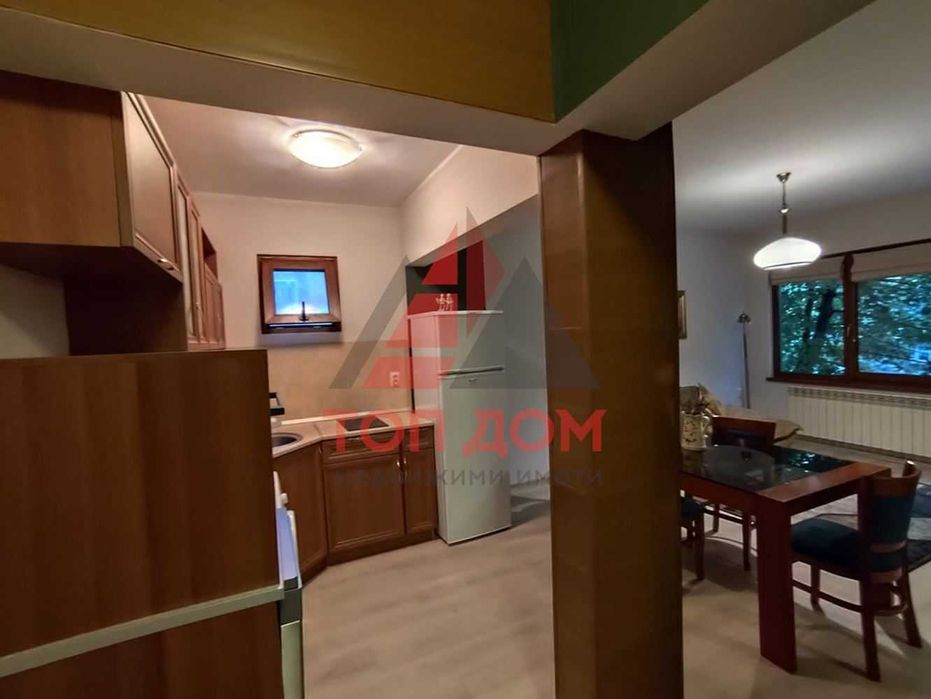 Дава се под наем Тристаен апартамент в Варна, Център - 80 кв.м за 630 € - Снимка #1