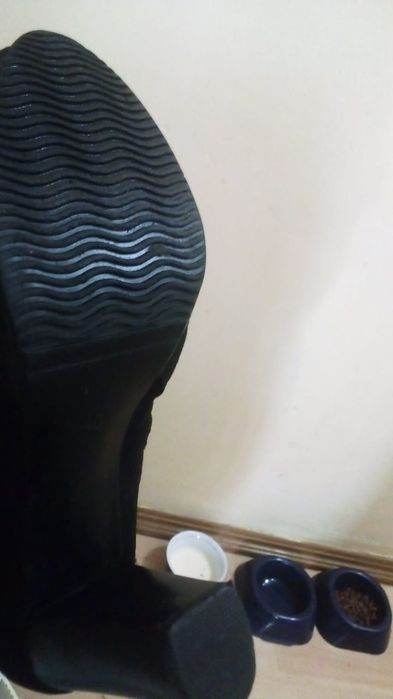 Продам обувь замша