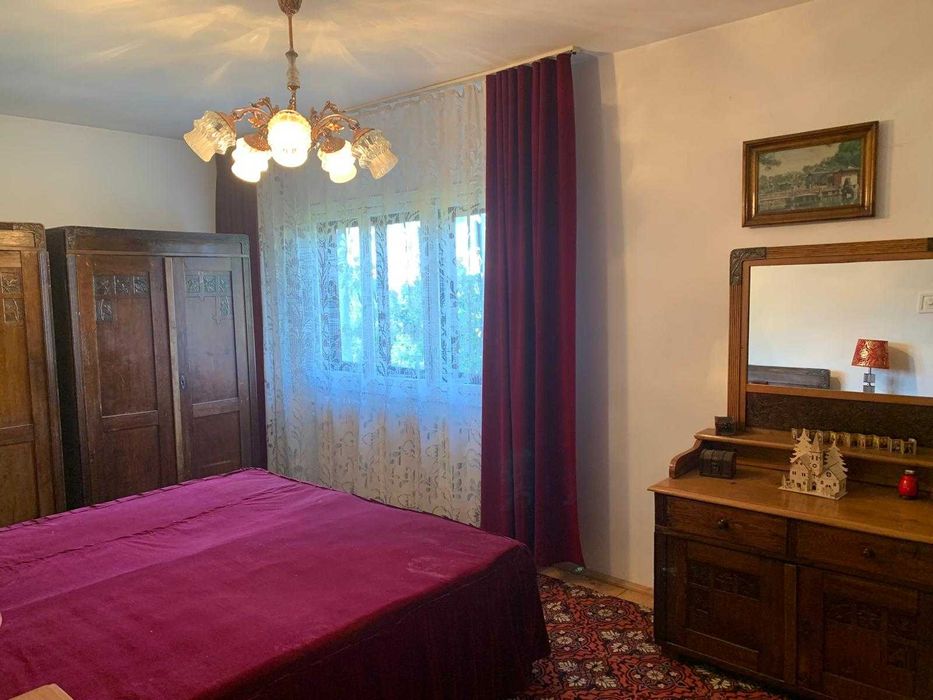 Casa S+P+1E+M strada principala Mehala