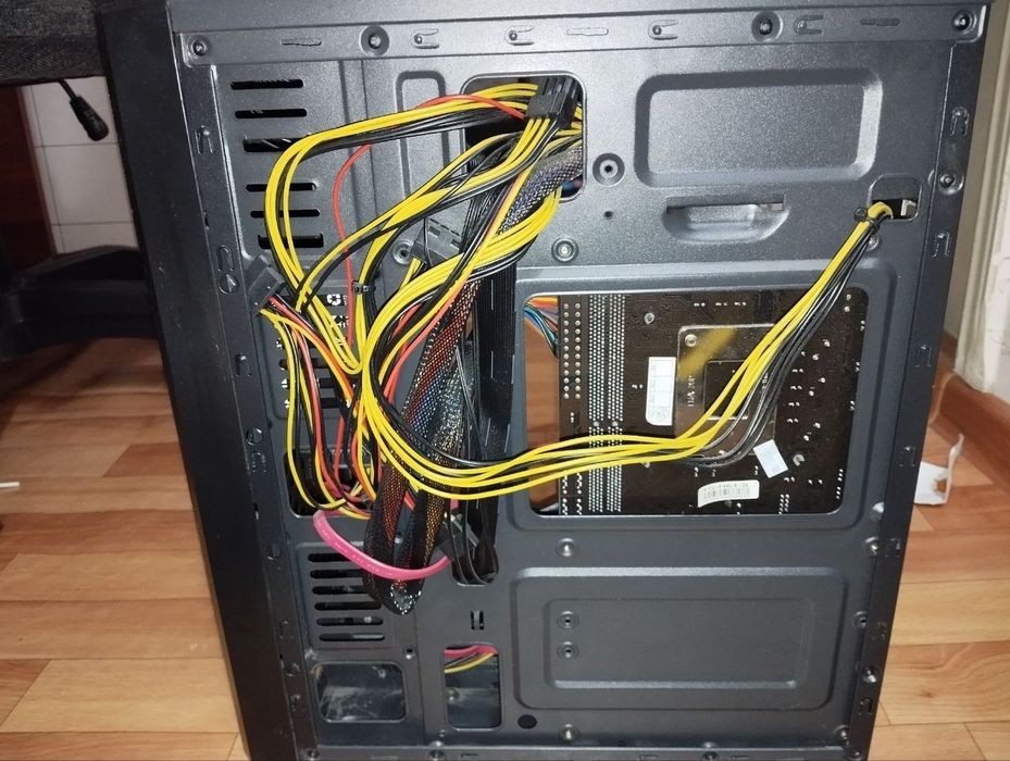 Настольный компьютер