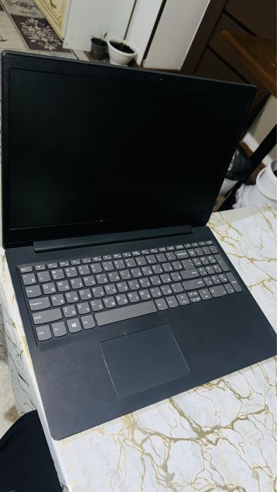 Ноутбук Lenovo продается 100 к