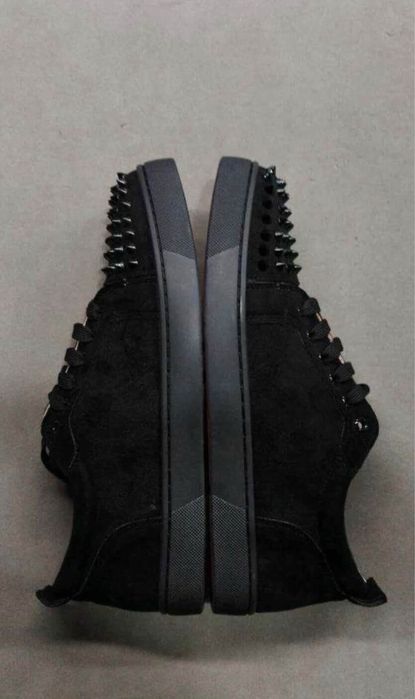 Christian Louboutin Нови Мъжки Маратонки Велур Шипове 42 номер