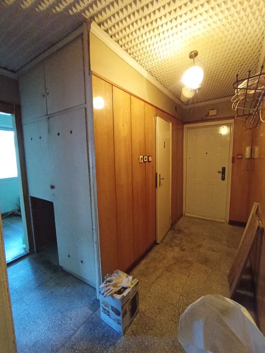 Продава се Двустаен апартамент в Варна, Цветен квартал - 64 кв.м за 1547 €/кв.м - Снимка #5