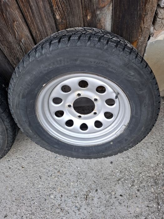 Джанти с гуми за Suzuki Jimmy