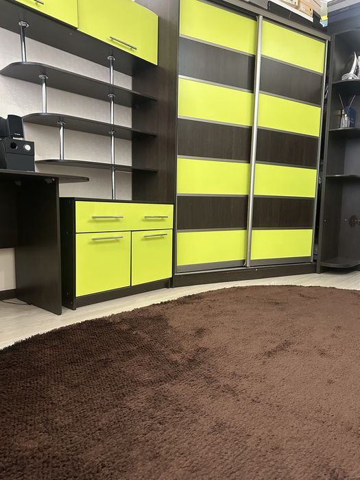 Шкаф для одежды и обуви