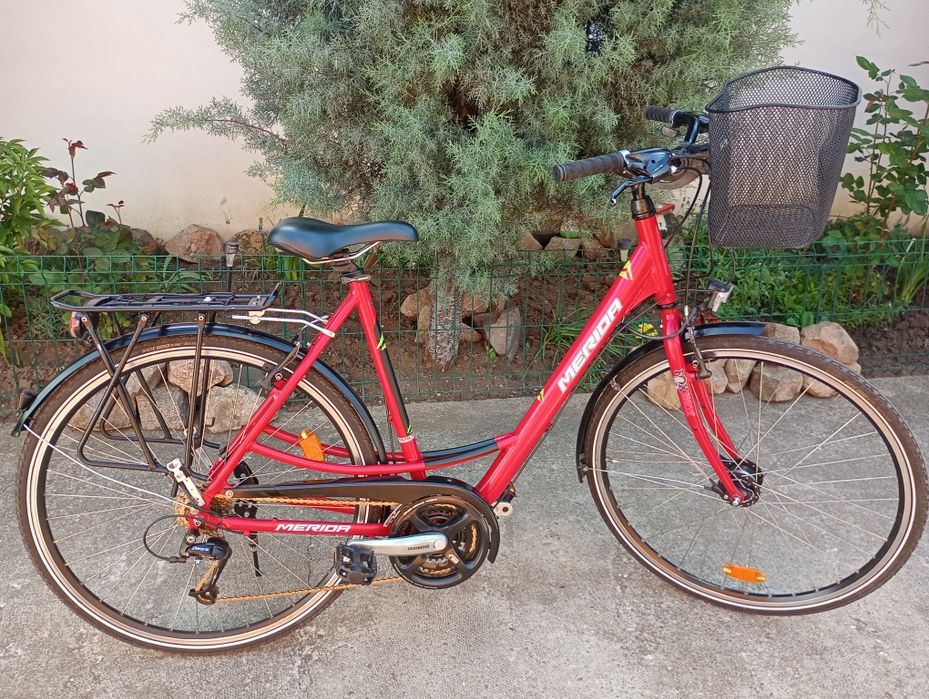 Bicicletă damă DIAMANT,roti 26,cu 3 vit Nexus,frână picior !