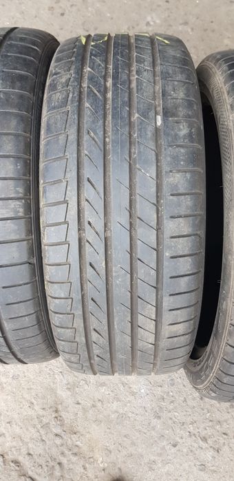 Летни гуми-18цола-215/45-1бр.-70лв."DUNLOP "