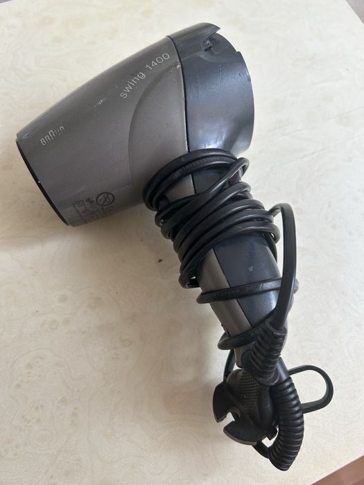 Фен для волос Braun