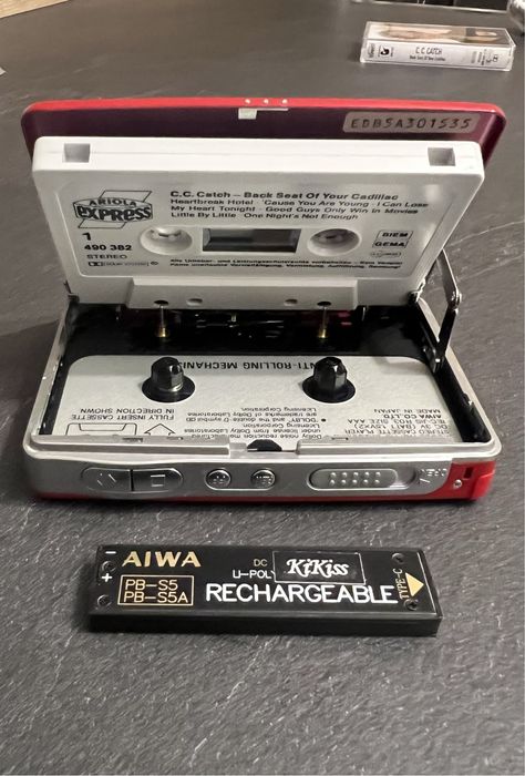 AIWA walkman, vezi descriere