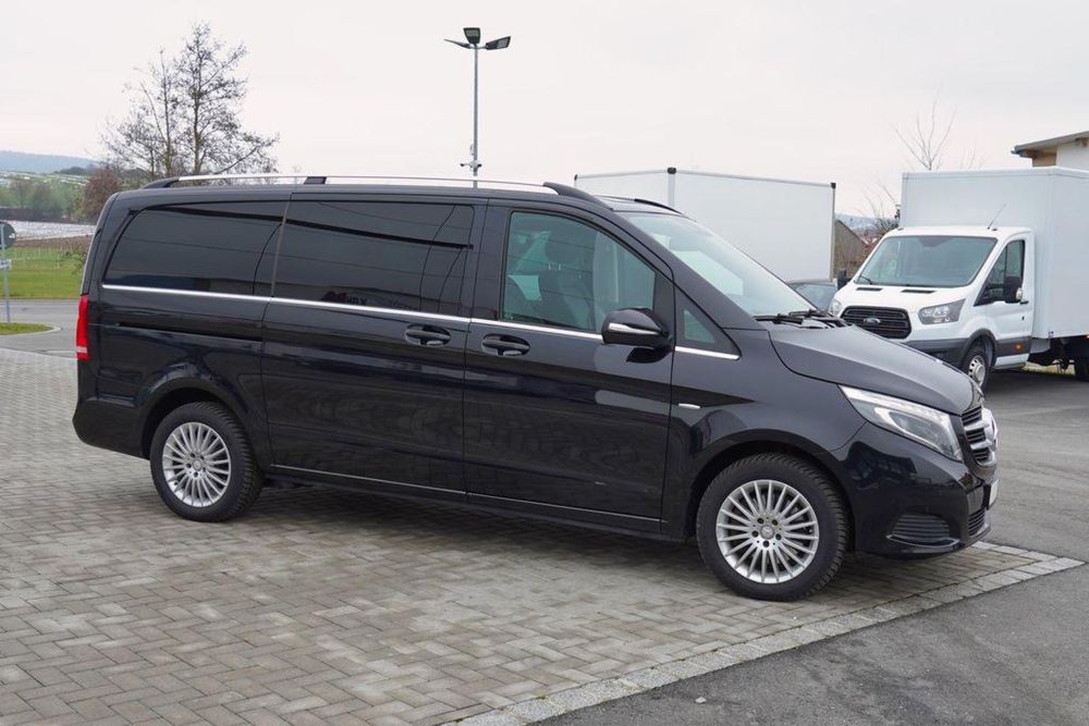 Inchiriez microbuz Mercedes V-Class LONG individual V250 - Rent a car