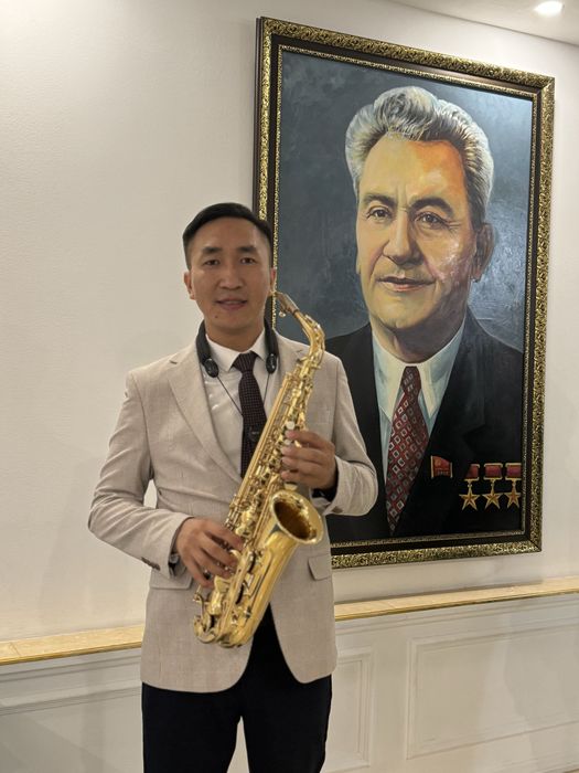 Саксофонист Алматы. Скрипачка и саксофонист