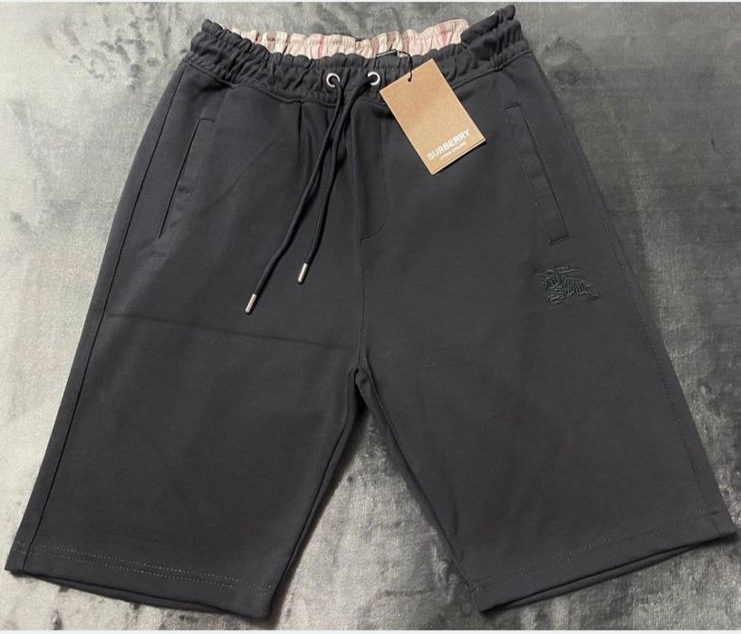 Vând pantalon nou de bărbați